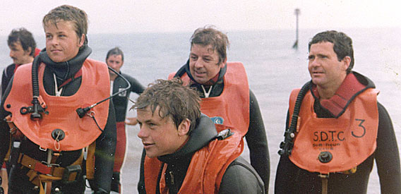 Church House Rocks Wreck.  Simon Burton who found the wreck is in the centre