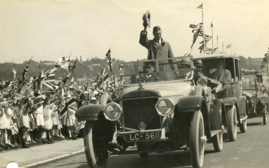 Edward 8th on the Teignmouth Promenade